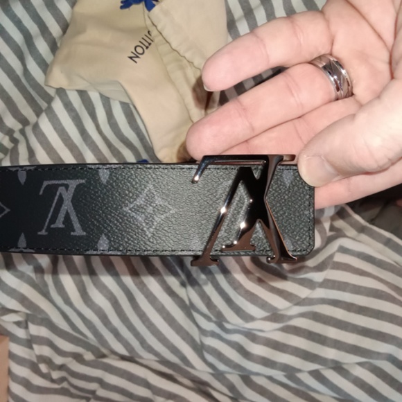 Men’s Louis Vuitton belt size 44 - Picture 4 of 5
